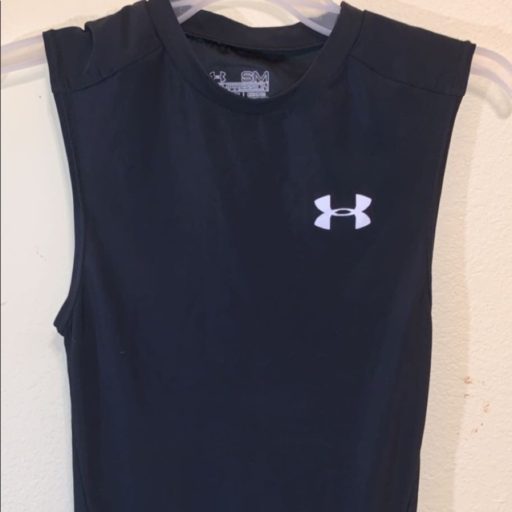 Under Amor Undershirt